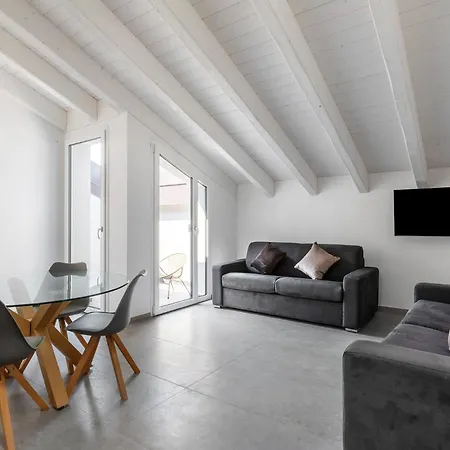 Le Dodici Porte - De Maria 5 By District アパート