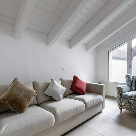 Le Dodici Porte - De Maria 5 By District * ボローニャ