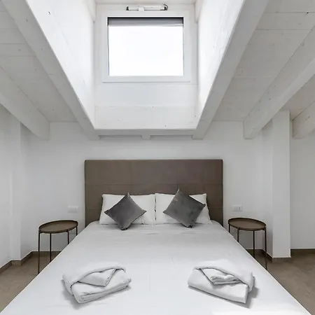 Apartment Le Dodici Porte - De Maria 5 By District Bologna