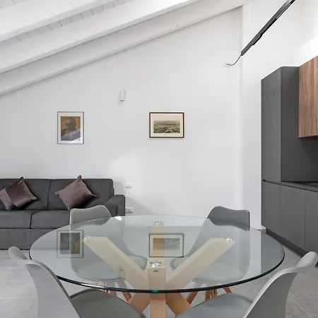 Le Dodici Porte - De Maria 5 By District * Болонья