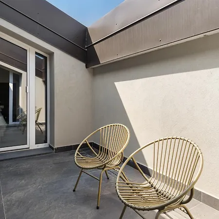 Le Dodici Porte - De Maria 5 By District *