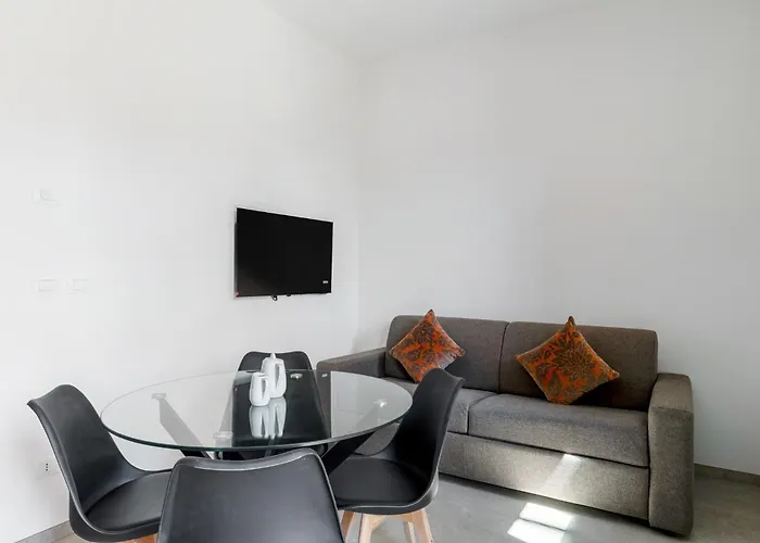 Le Dodici Porte - De Maria 5 By District Bolonya