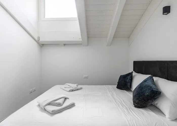 Le Dodici Porte - De Maria 5 By District Bolonya