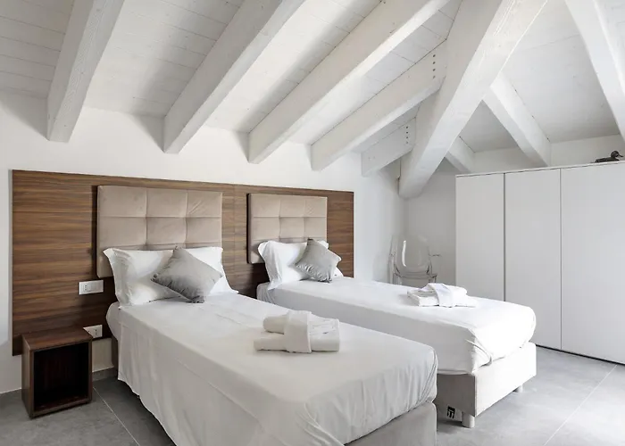 Le Dodici Porte - De Maria 5 By District