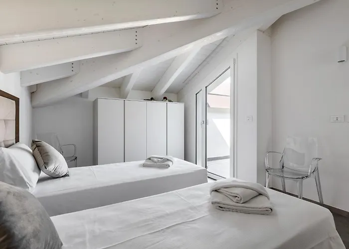 Daire Le Dodici Porte - De Maria 5 By District *