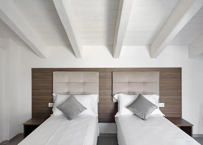 Le Dodici Porte - De Maria 5 By District Daire Bolonya