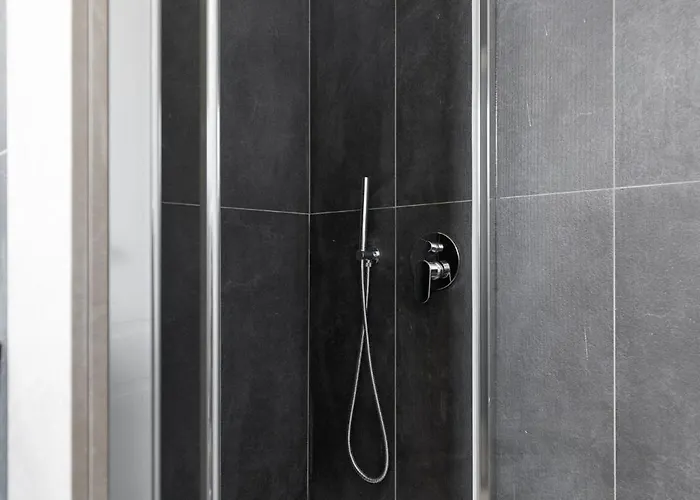 Le Dodici Porte - De Maria 5 By District * Bolonya