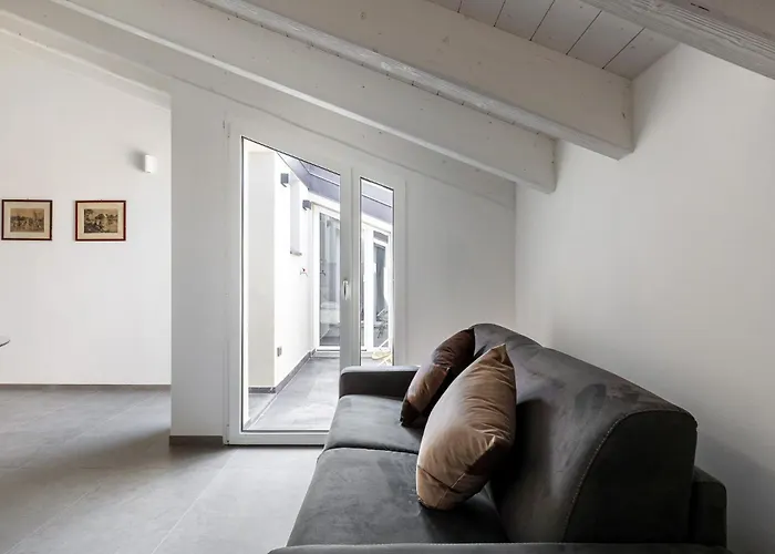 Le Dodici Porte - De Maria 5 By District