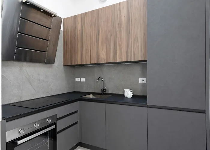 Le Dodici Porte - De Maria 5 By District * Bolonya