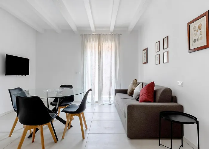 Le Dodici Porte - De Maria 5 By District Daire