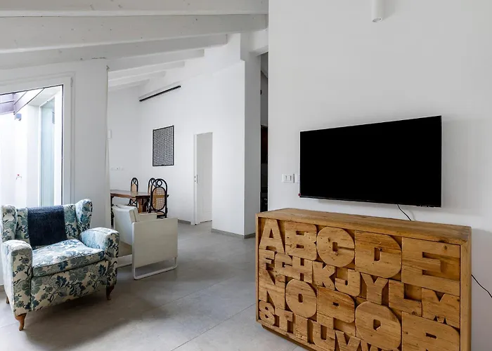 Le Dodici Porte - De Maria 5 By District * Bologne