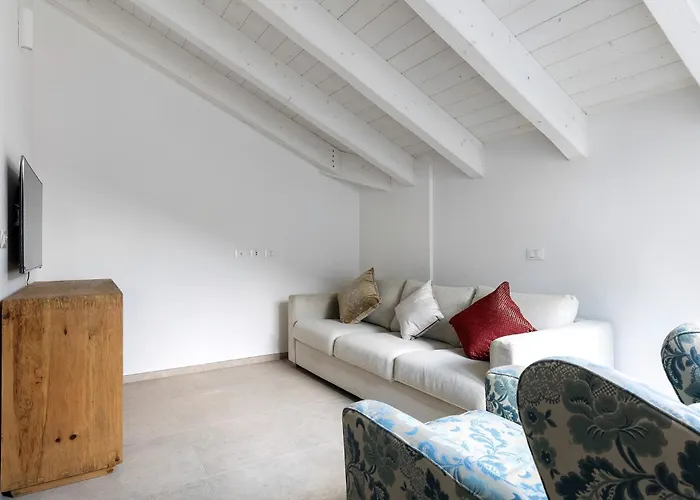 Le Dodici Porte - De Maria 5 By District *