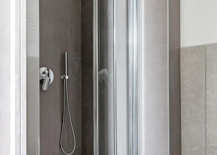 Le Dodici Porte - De Maria 5 By District * Bolonya