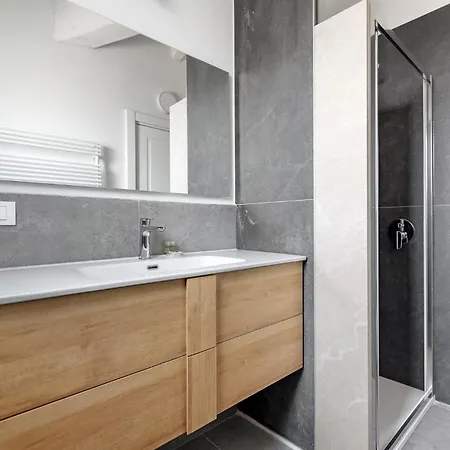 Le Dodici Porte - De Maria 5 By District Bologna