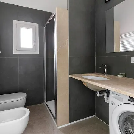 Le Dodici Porte - De Maria 5 By District *